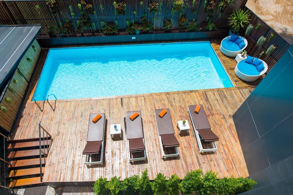 Tetris Hotel Ao Nang Exterior foto